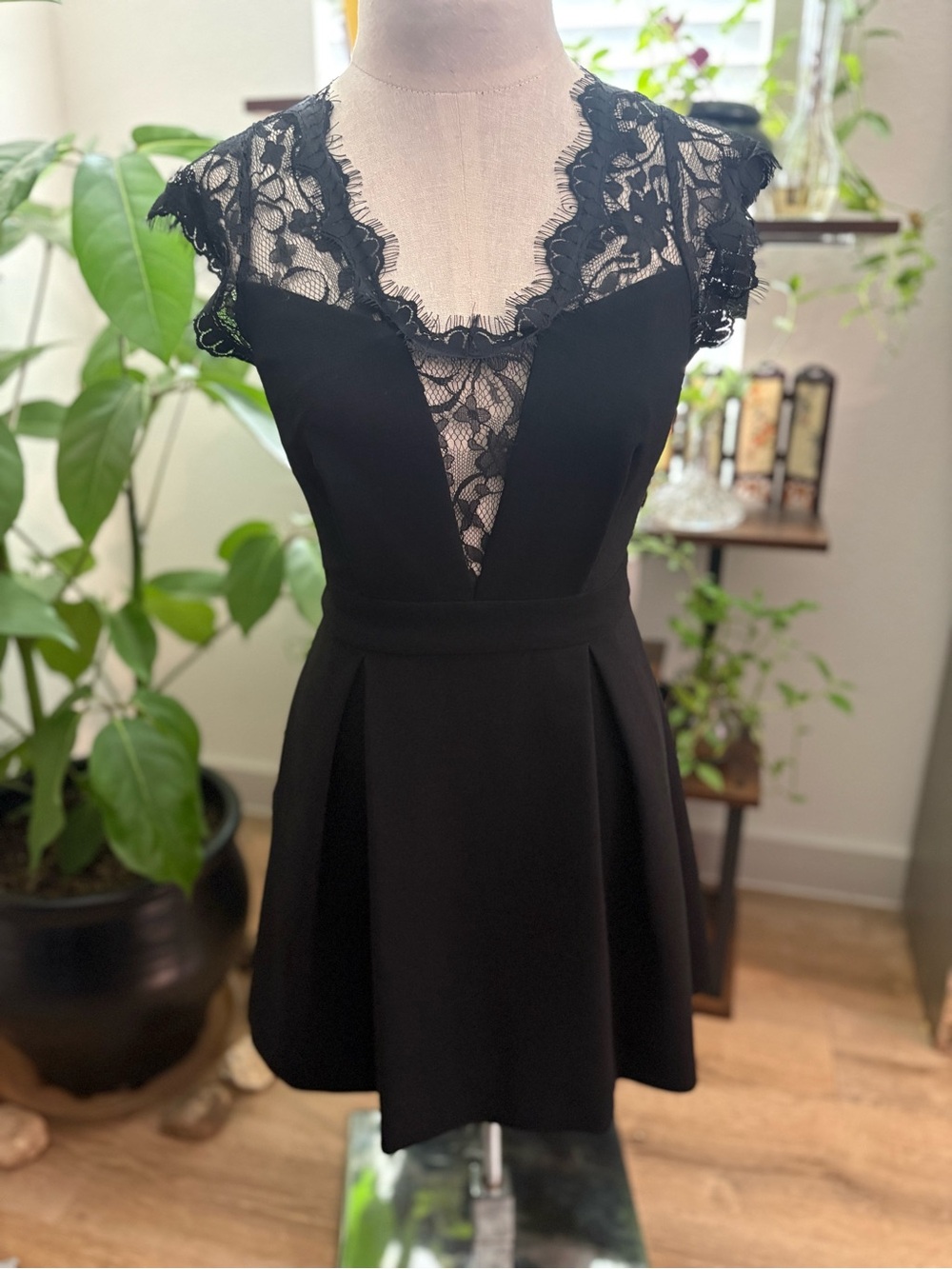 BCBGeneration Black Lace Plunge Fit-and-Flare Mini Dress Lace Low Back NWOT